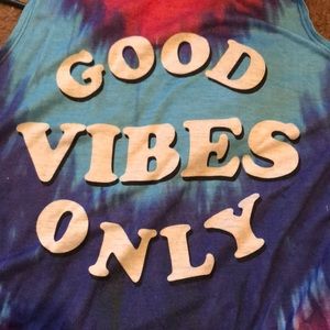 Hybrid tees good vibes tank top